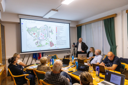 PIVKA SEJA OBČINSKEGA SVETA 8.10.2026 - Valter Leban-4136